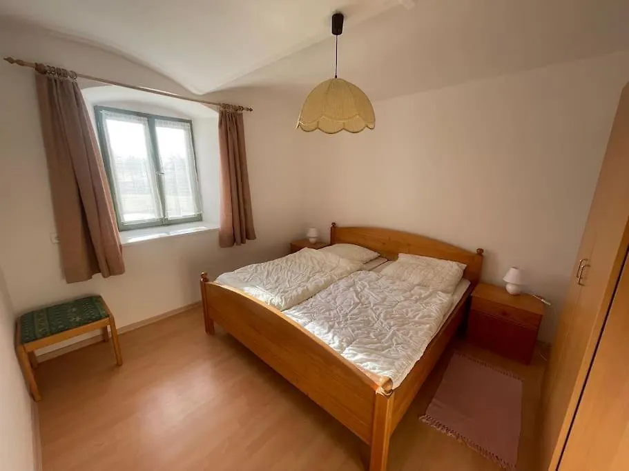 Ferienwohnung In Gutshaus Mit Naturblick Windorf  Windorf (Passau)