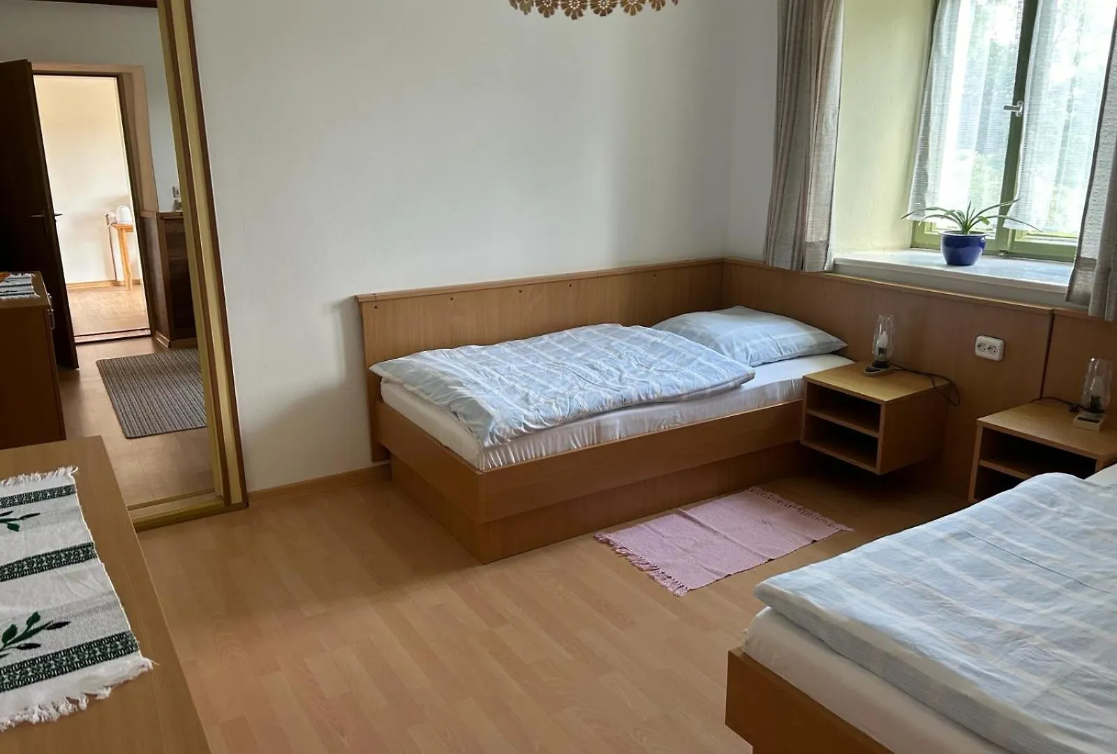 Apartment Ferienwohnung In Gutshaus Mit Naturblick Windorf