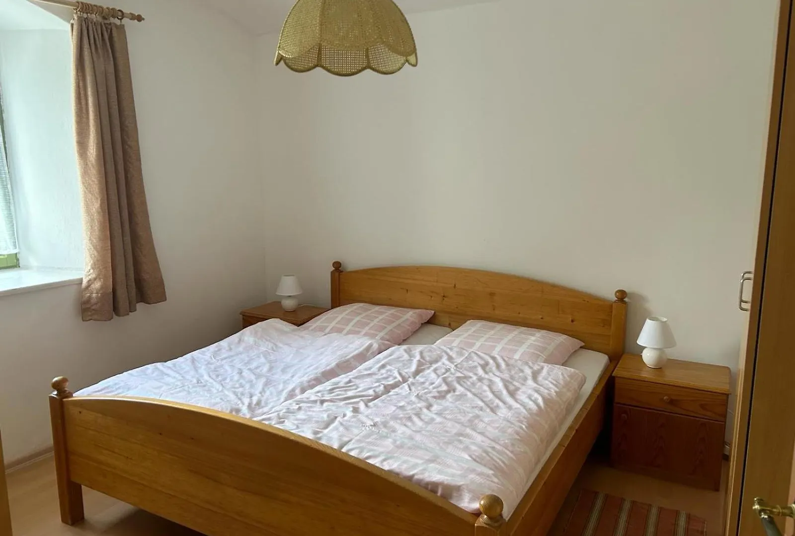 Ferienwohnung In Gutshaus Mit Naturblick contacts